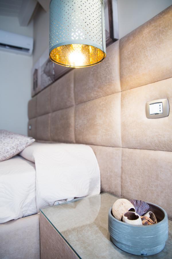 Attico Hotel Canicatti Bagian luar foto