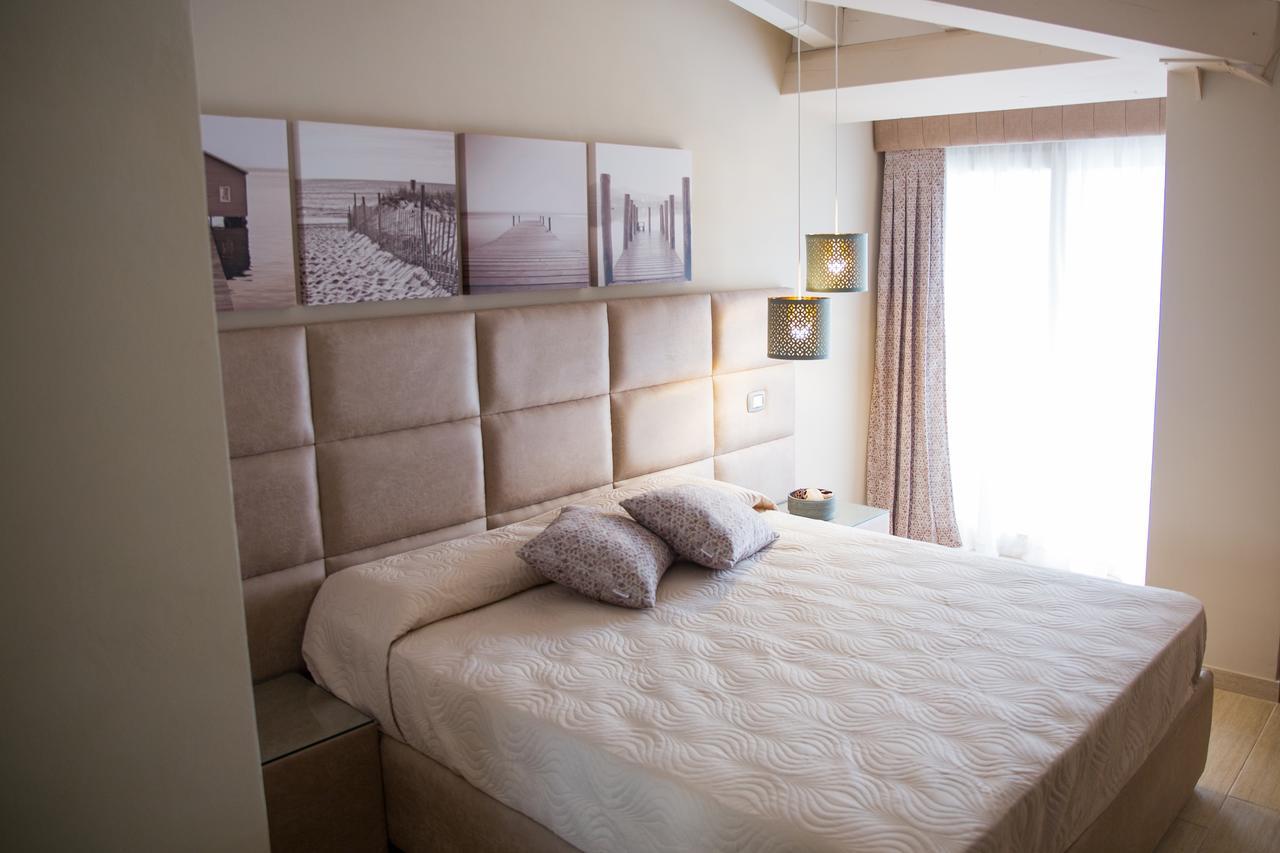 Attico Hotel Canicatti Bagian luar foto