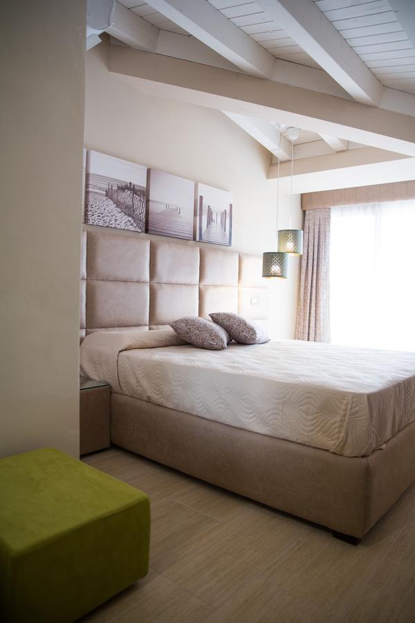 Attico Hotel Canicatti Bagian luar foto