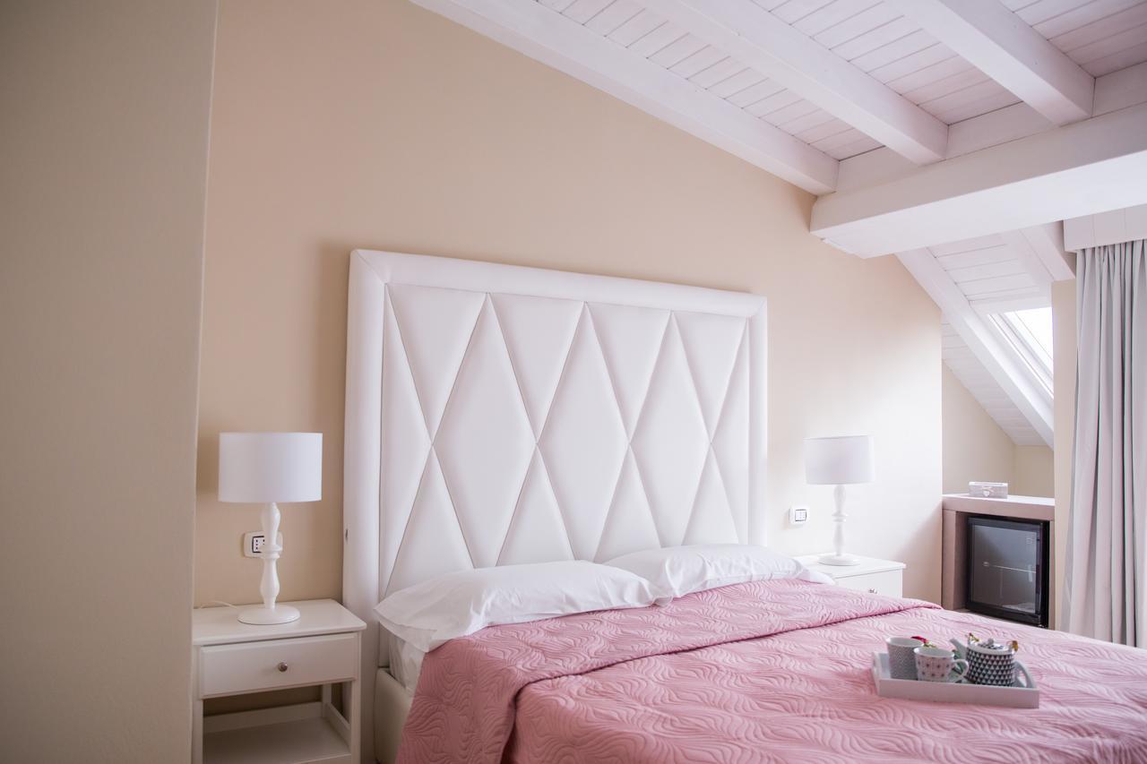 Attico Hotel Canicatti Bagian luar foto