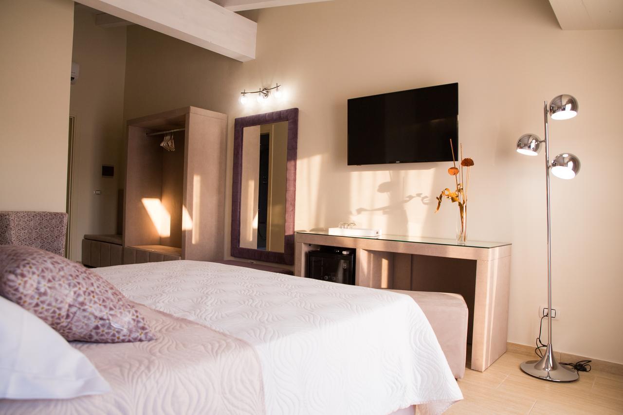 Attico Hotel Canicatti Bagian luar foto